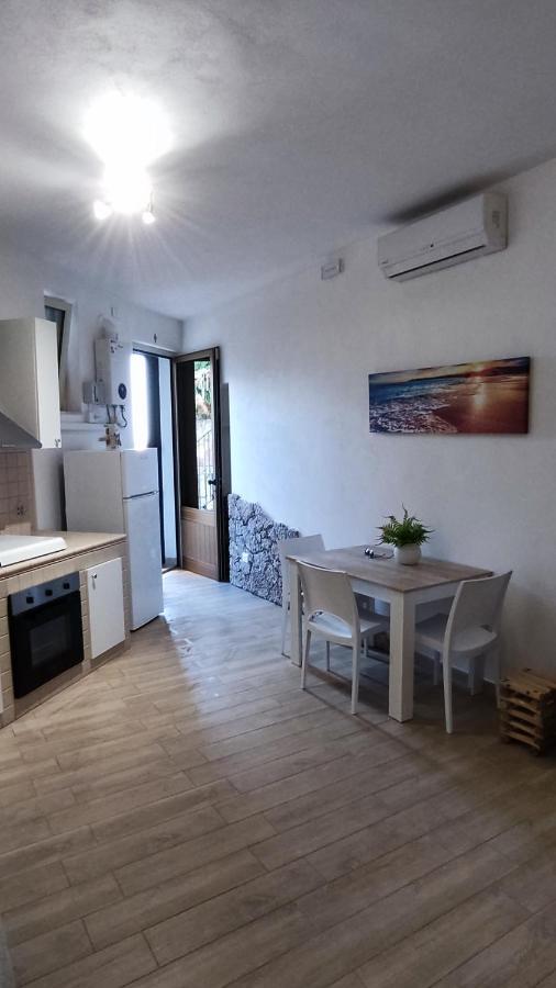 הוילה טאורמינה Casa Vacanza Da.Ri. מראה חיצוני תמונה