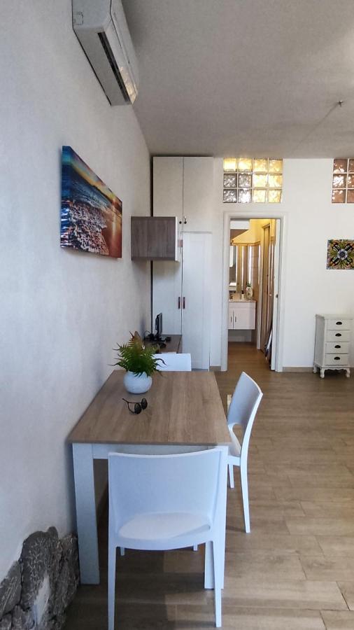 הוילה טאורמינה Casa Vacanza Da.Ri. מראה חיצוני תמונה