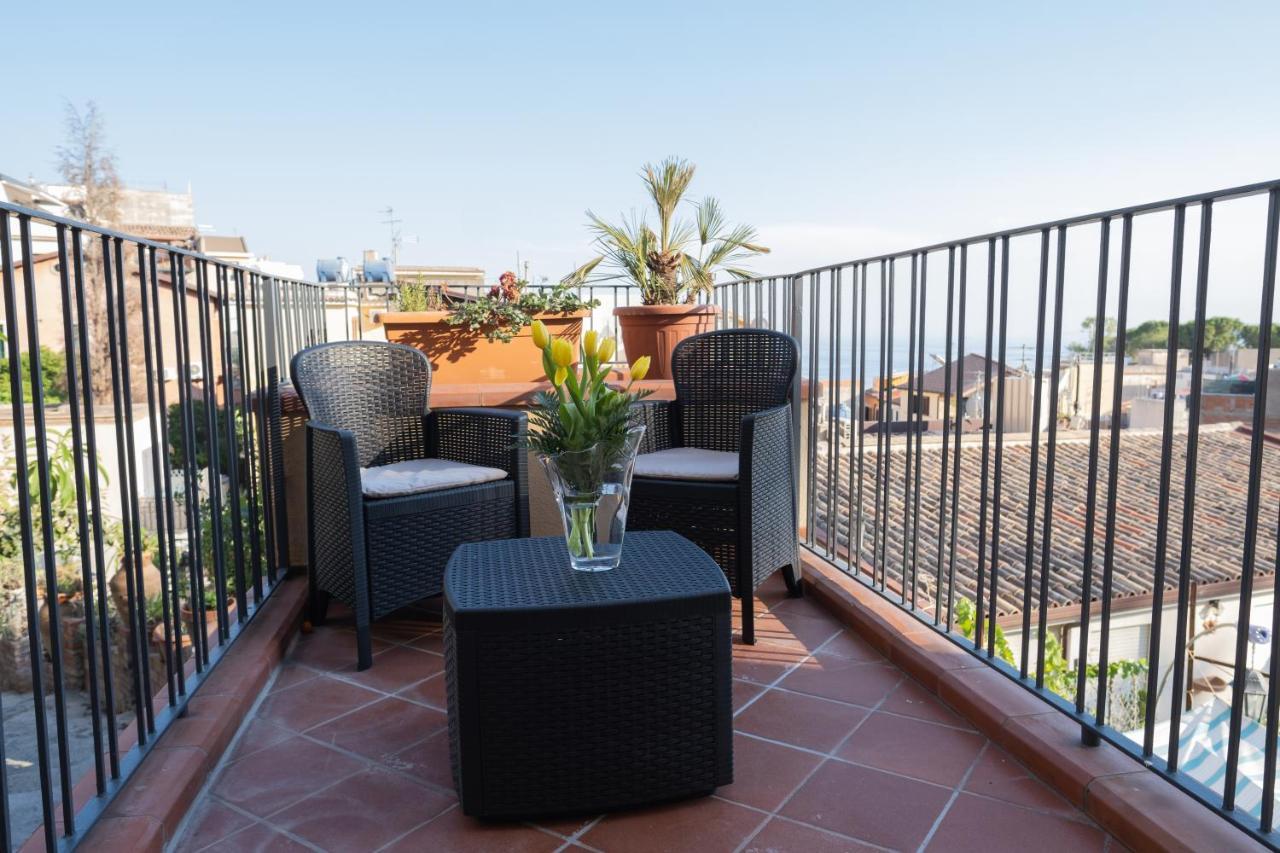 הוילה טאורמינה Casa Vacanza Da.Ri. מראה חיצוני תמונה